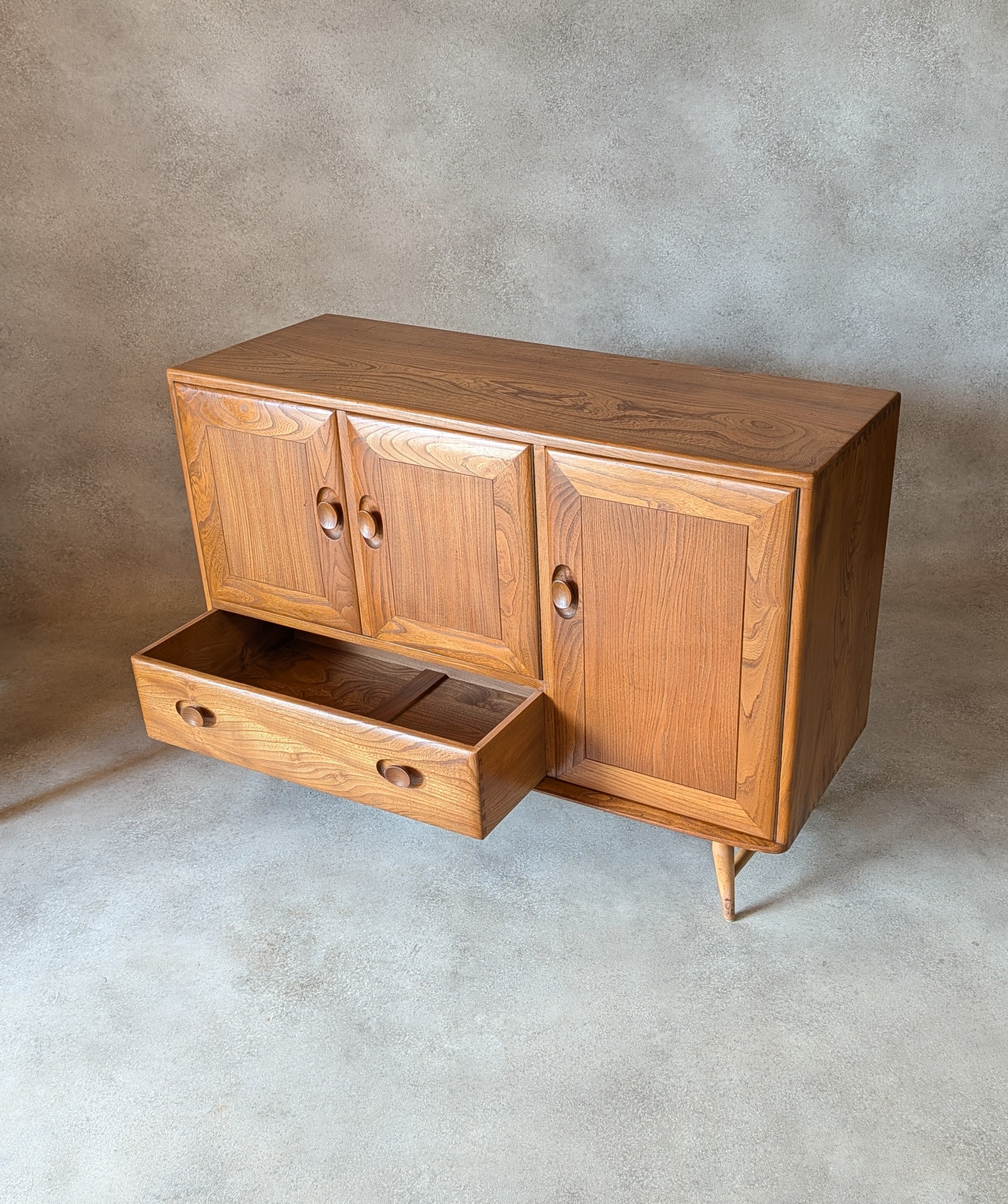 Vintage Ercol 467 Blonde Elm Windsor Sideboard 1960s