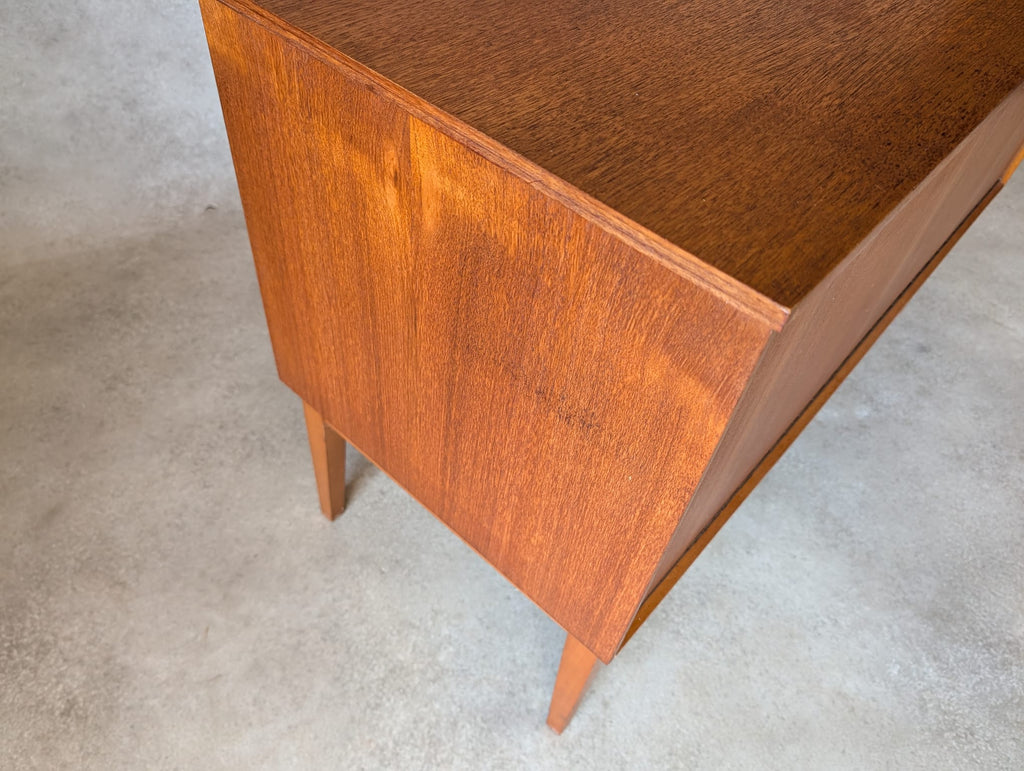 Mid Century Dynatron Teak Record Cabinet /Vinyl LP Storage Media Cupboard 1960s