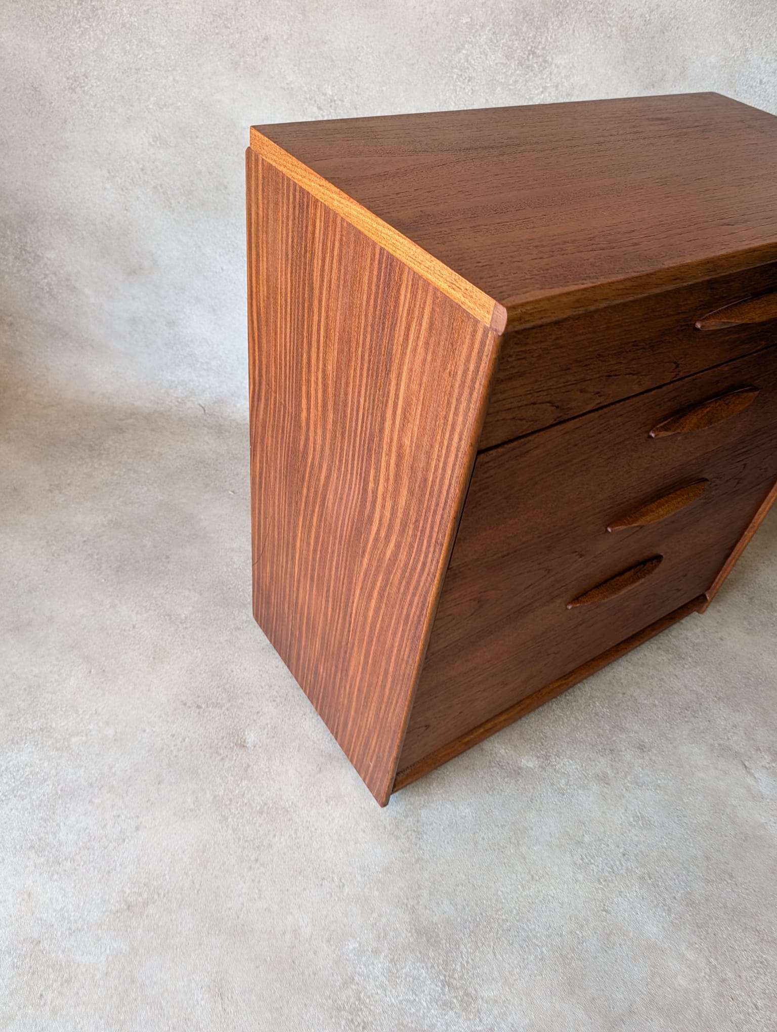 Mid Century Teak Austinsute Chest Of Drawers Vintage Frank Guille 4 Drawer Chest