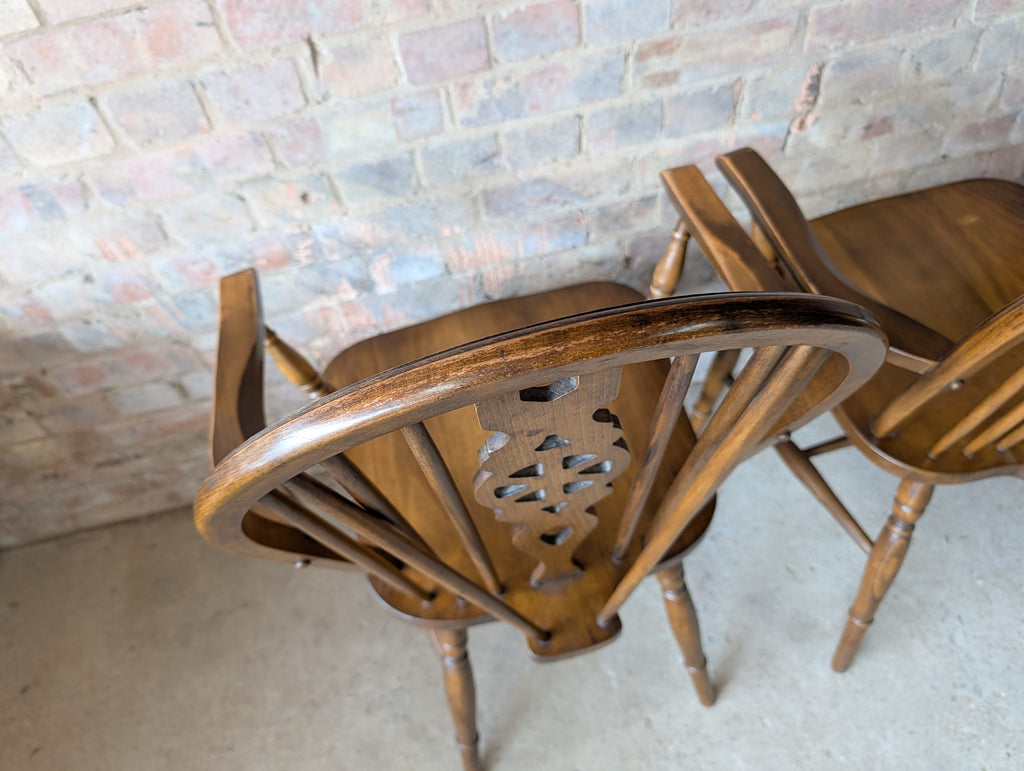 Set Of 6 Vintage Elm & Ash Wheelback Windsor Dining Chairs Includes 2 Carvers