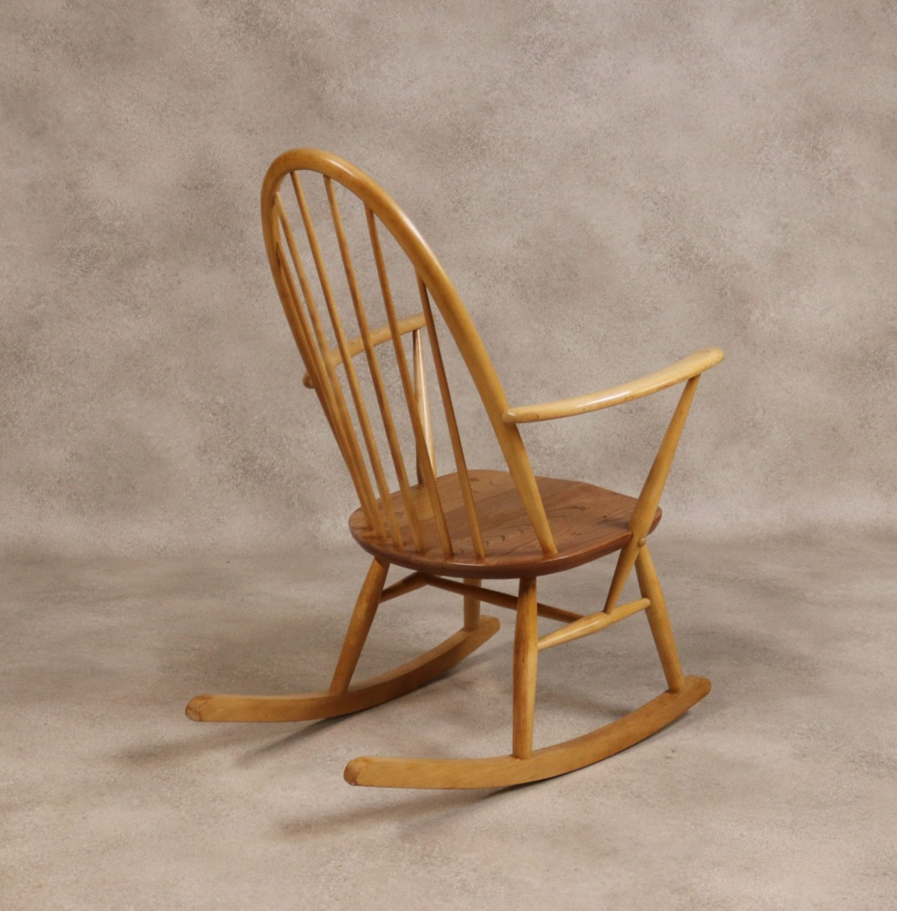 Vintage Ercol Windsor Quaker Rocking Chair - Model 428 - Blonde