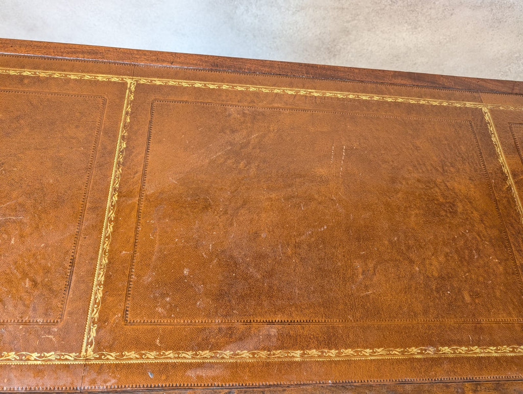 Antique Victorian Burr Walnut & Fiddleback Kneehole Desk With Bobbin Legs c.1890