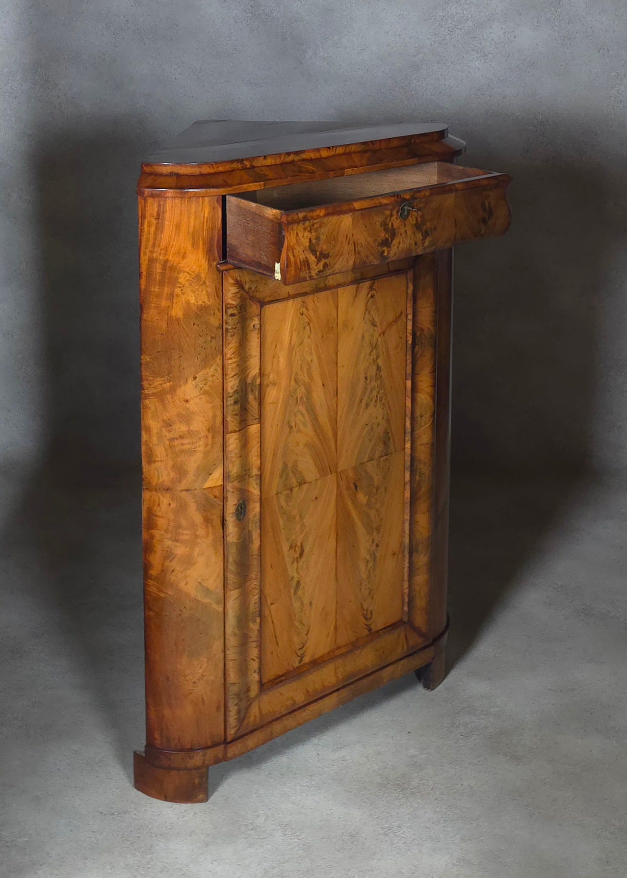 Antique Biedermeier Burr Walnut Corner Cabinet French Encoignure Cupboard C.1830
