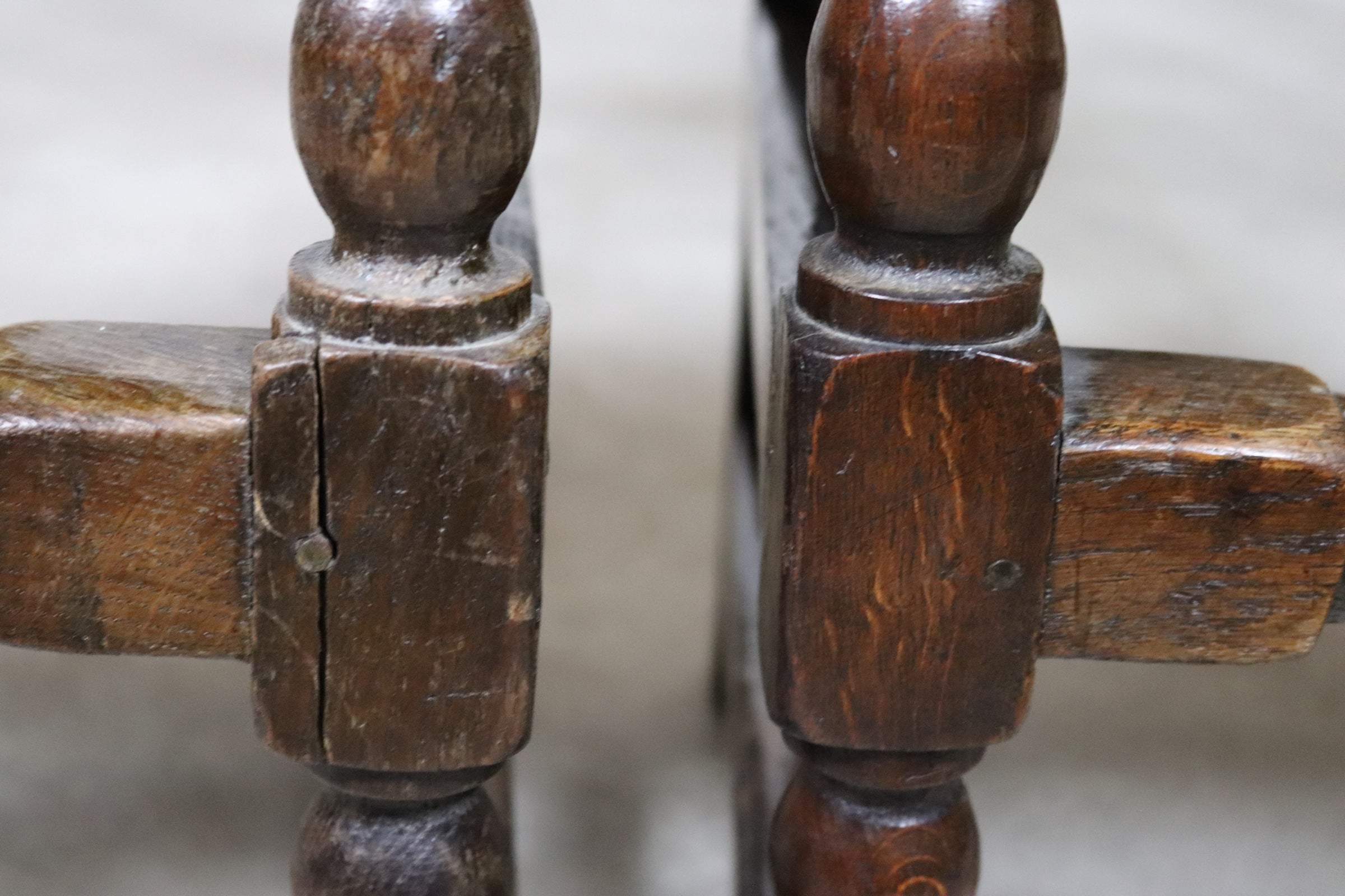 Set Of 6 Antique Cromwellian Style Oak And Leather Dining Chairs