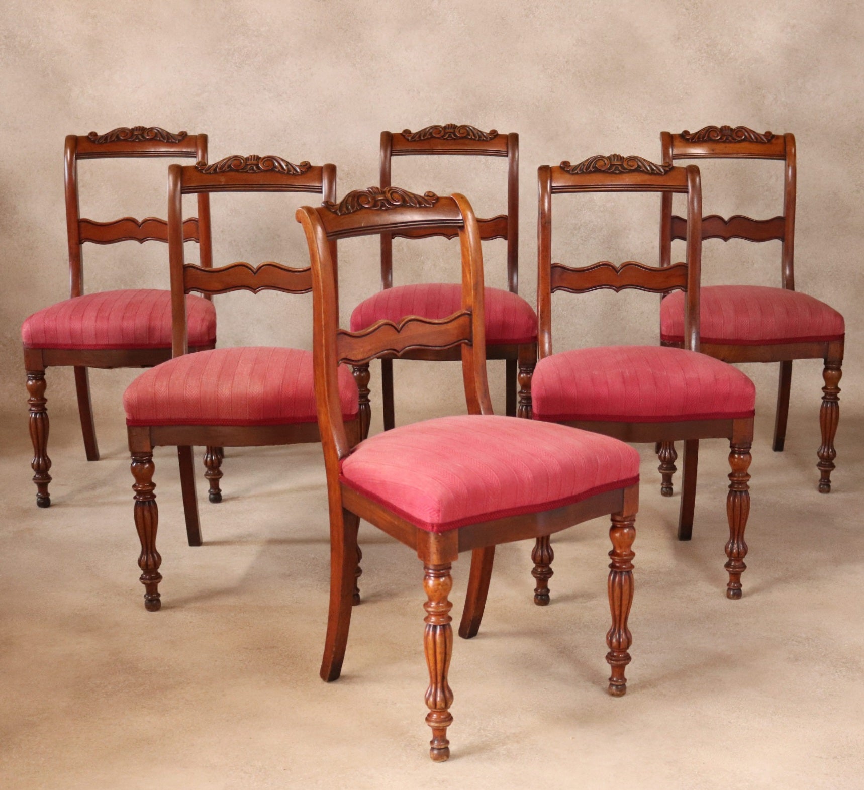 Set of 6 Late Victorian Antique Walnut Dining Chairs with Carved Crest Rails