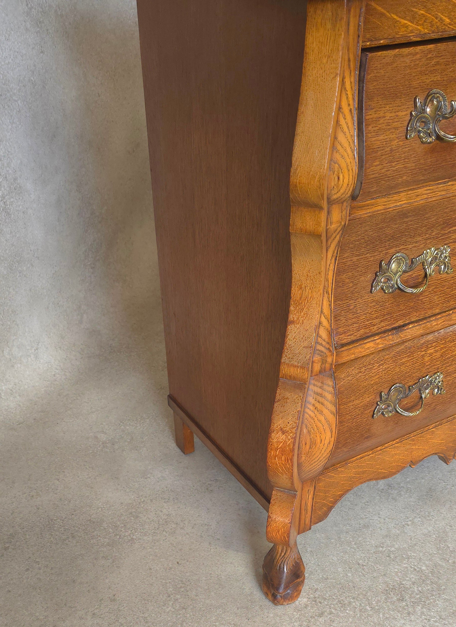Small Oak Dutch Bombe Commode – Ornate Vintage Three-Drawer Chest