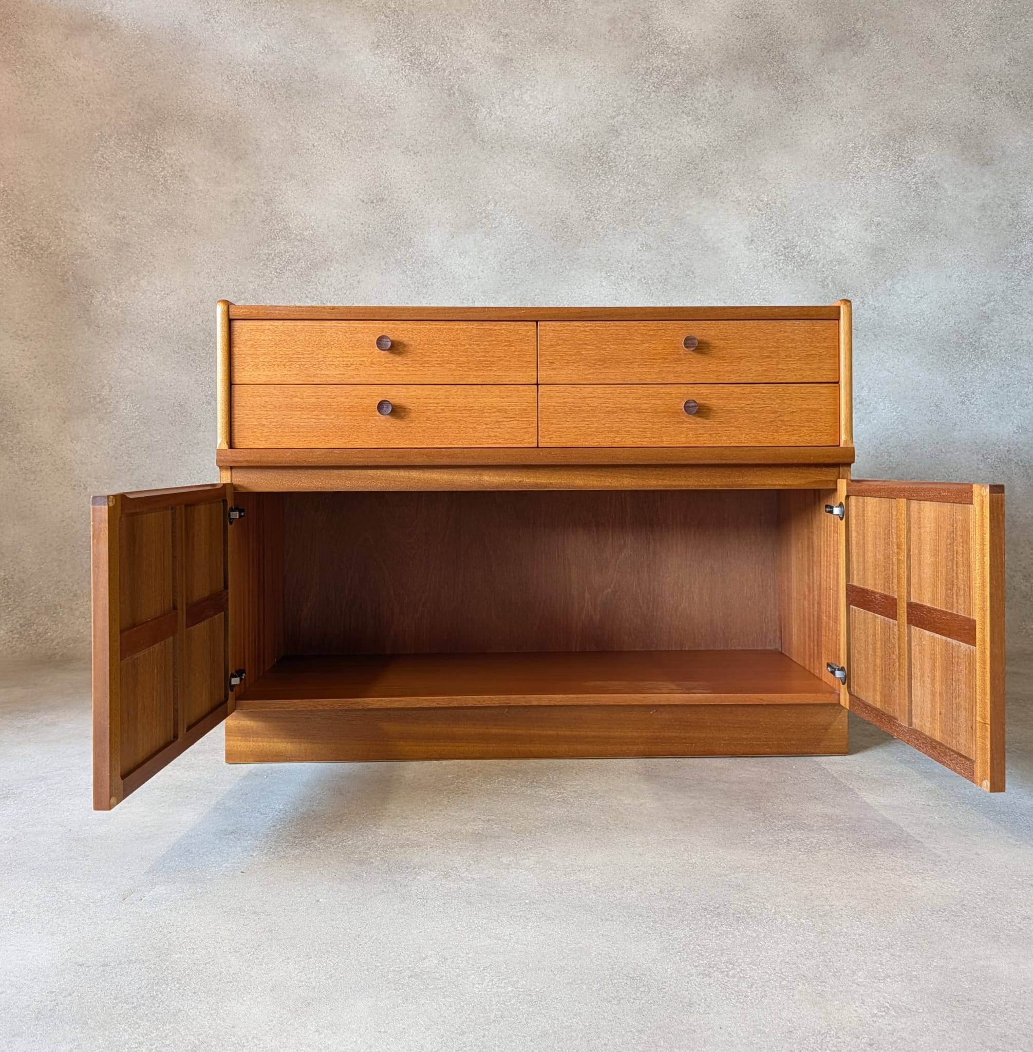 Mid Century Nathan Parker Knoll Teak Compact Sideboard 1970s