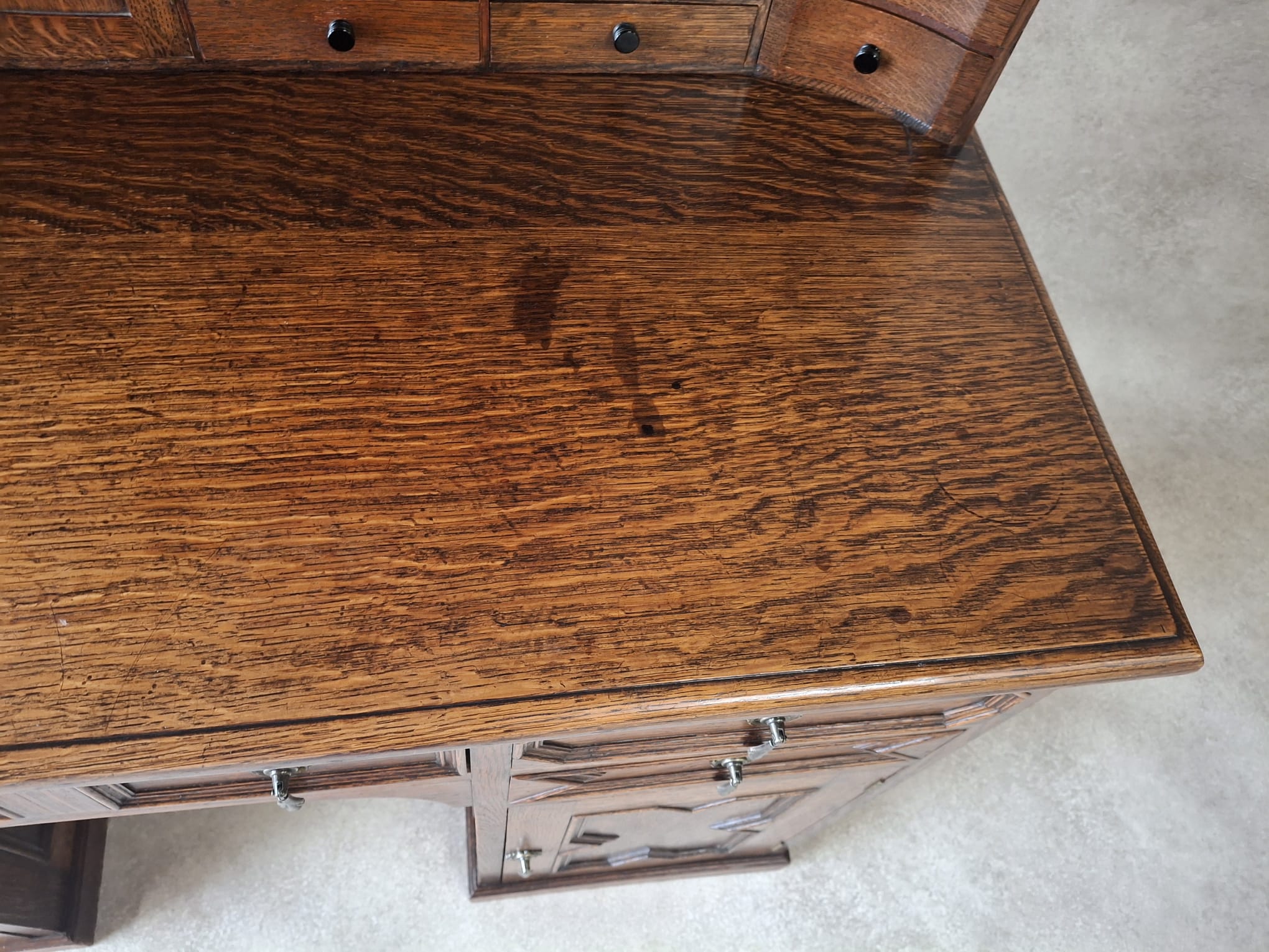 Large Antique Edwardian Jacobean Revival Oak Pedestal Desk - Gallery Top