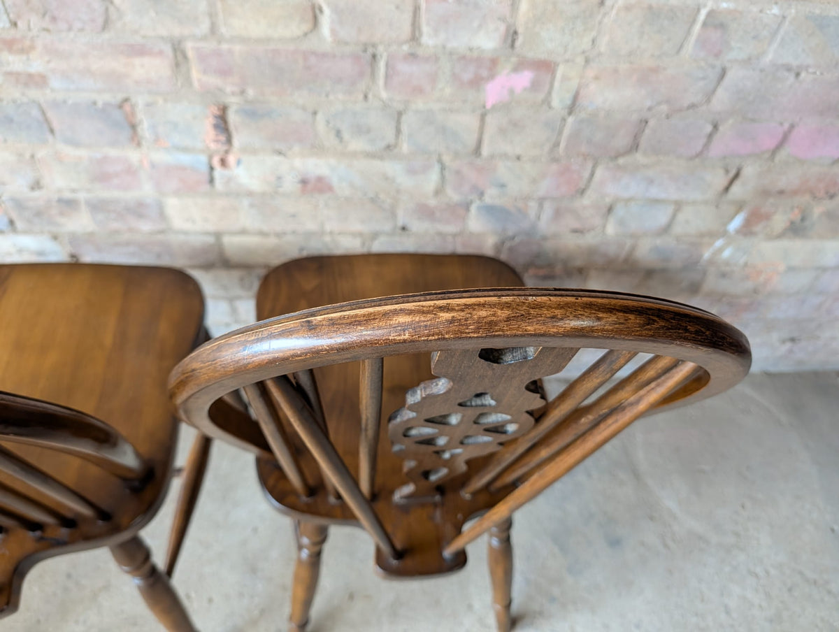 Set Of 6 Vintage Elm & Ash Wheelback Windsor Dining Chairs Includes 2 Carvers