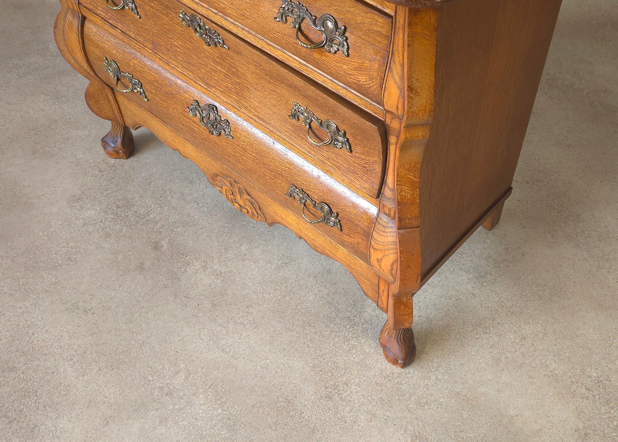Small Oak Dutch Bombe Commode – Ornate Vintage Three-Drawer Chest