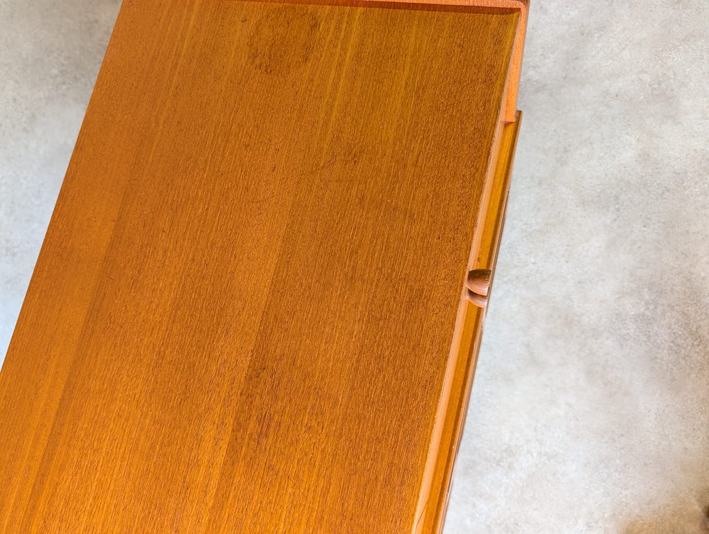 Mid Century Nathan Parker Knoll Teak Compact Sideboard 1970s