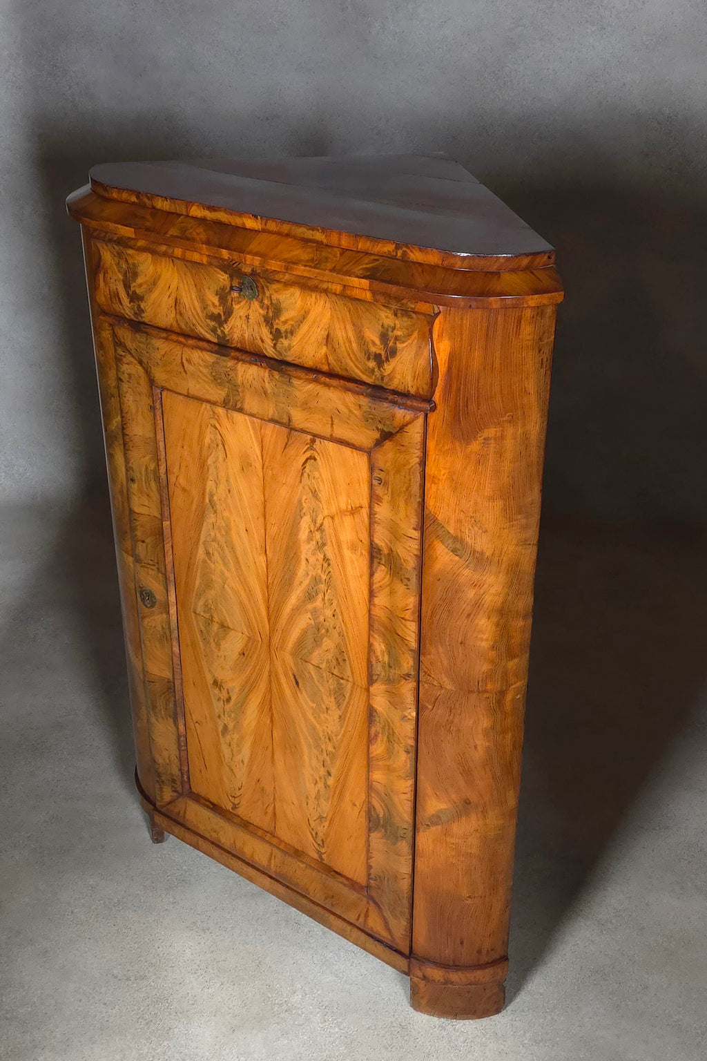 Antique Biedermeier Burr Walnut Corner Cabinet French Encoignure Cupboard C.1830