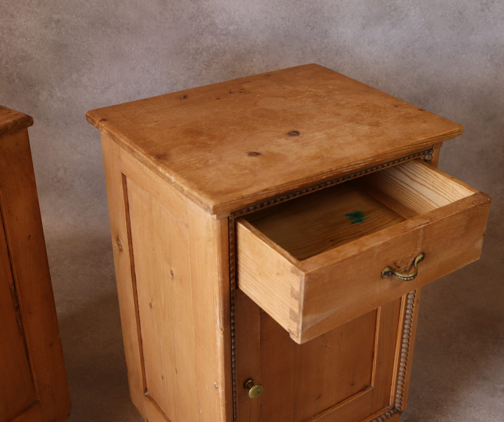 Pair of Vintage Country Pine Bedside Cabinets /Cupboards Farmhouse Nightstands