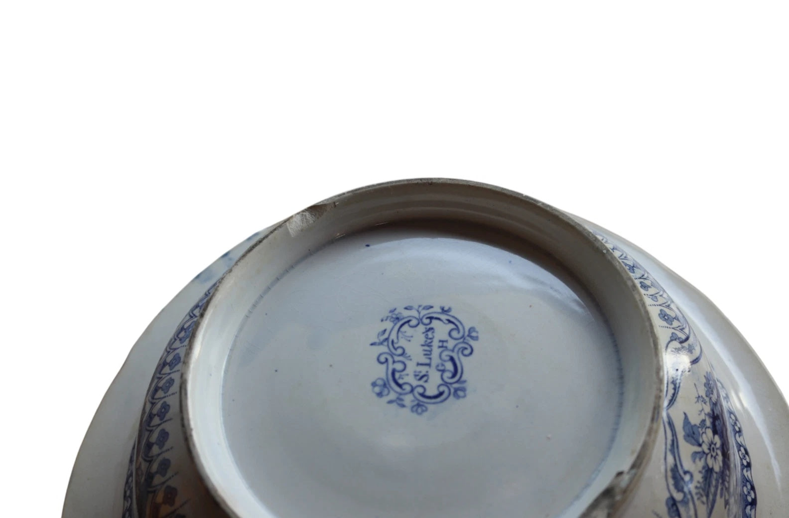 Antique Mahogany Georgian Corner Washstand with Blue & White Ceramic Basin
