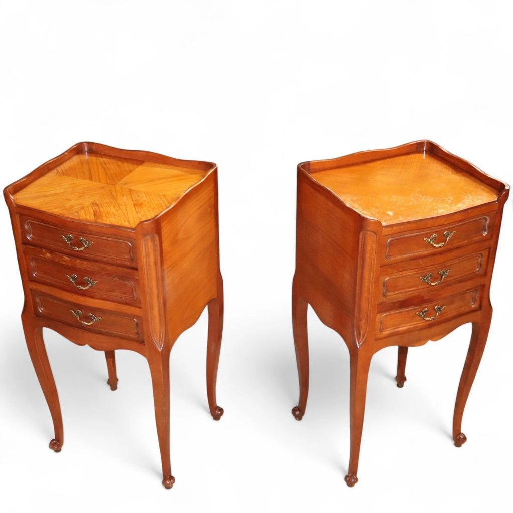 Pair Of Vintage French Walnut Louis XV Style Bedside Chests / Nightstands
