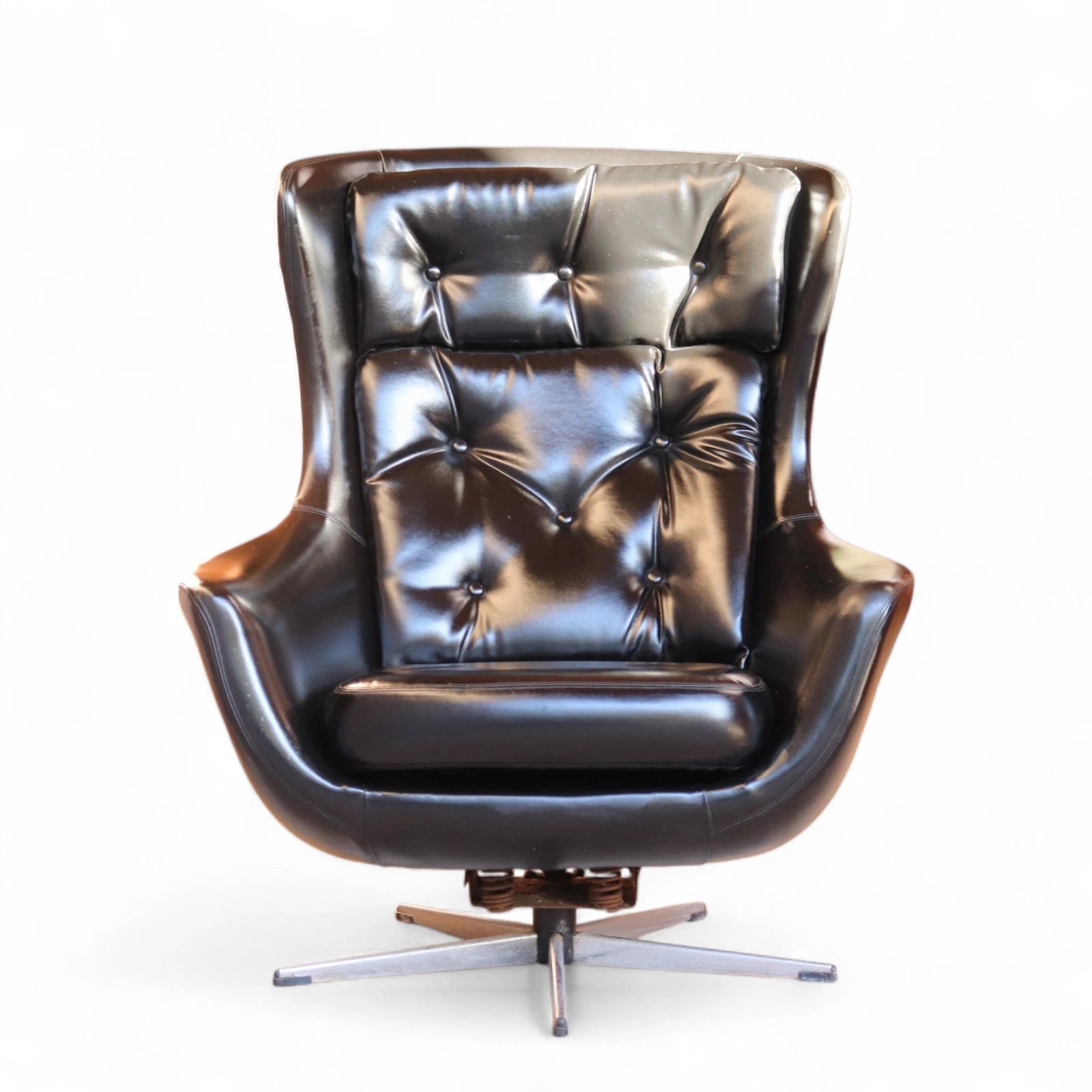Mid Century Black Faux Leather Egg Chair Swivel Armchair