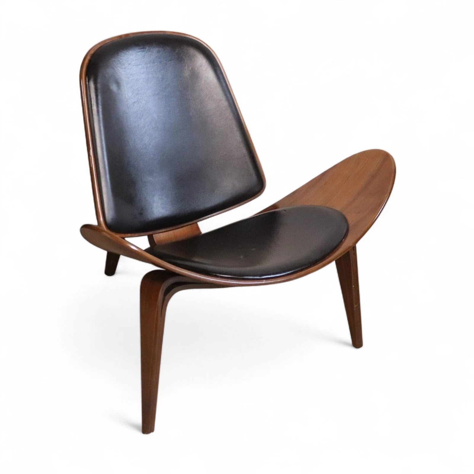 Mid Century Modern Walnut & Black Vinyl Shell Chair - Hans J. Wegner STYLE