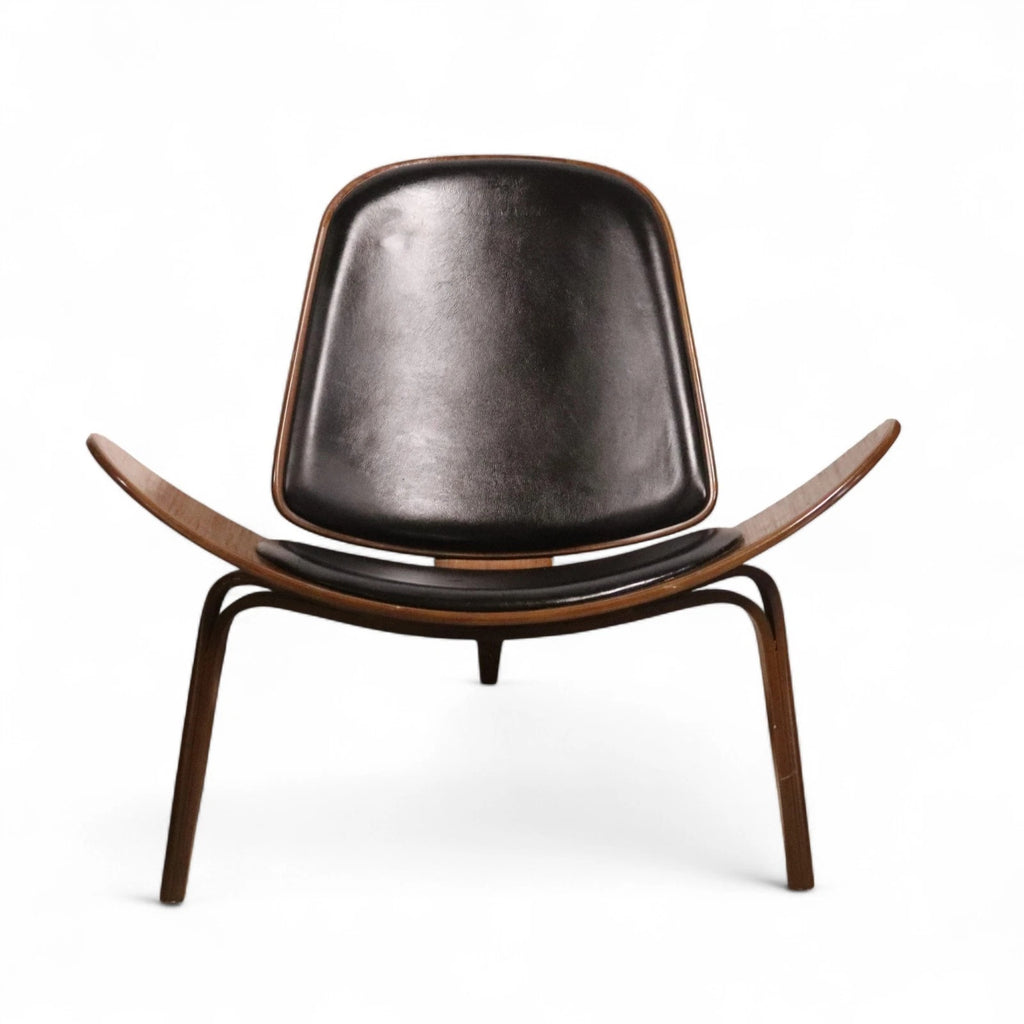 Mid Century Modern Walnut & Black Vinyl Shell Chair - Hans J. Wegner STYLE
