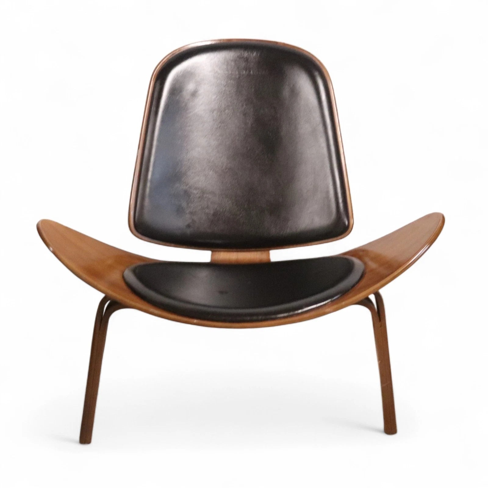 Mid Century Modern Walnut & Black Vinyl Shell Chair - Hans J. Wegner STYLE