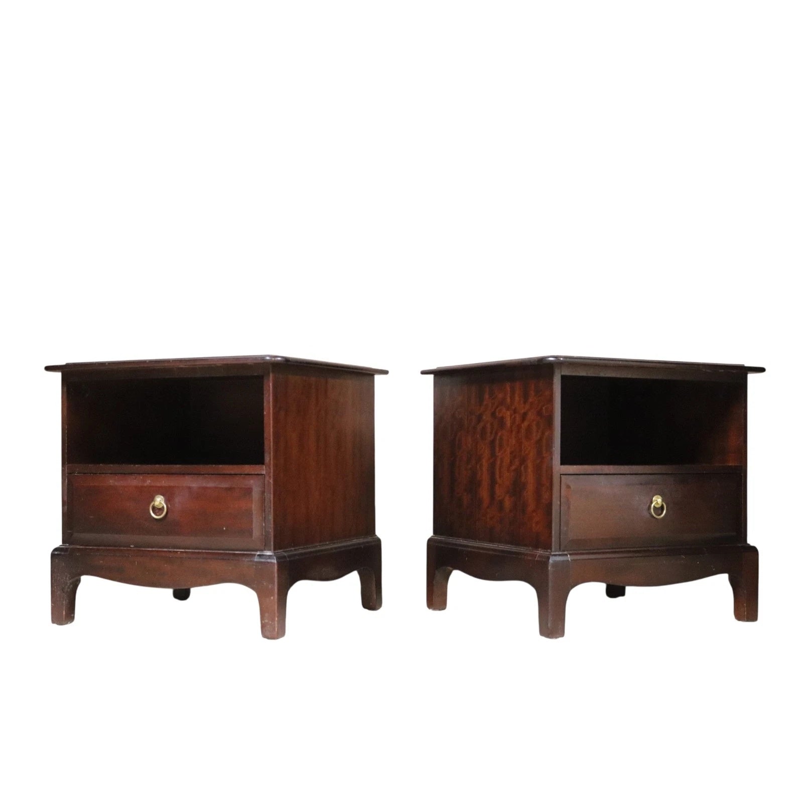 Vintage Pair Of Stag Minstrel Bedside Cabinets / Tables