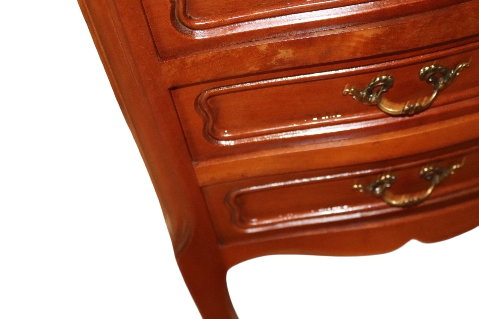 Pair Of Vintage French Walnut Louis XV Style Bedside Chests / Nightstands