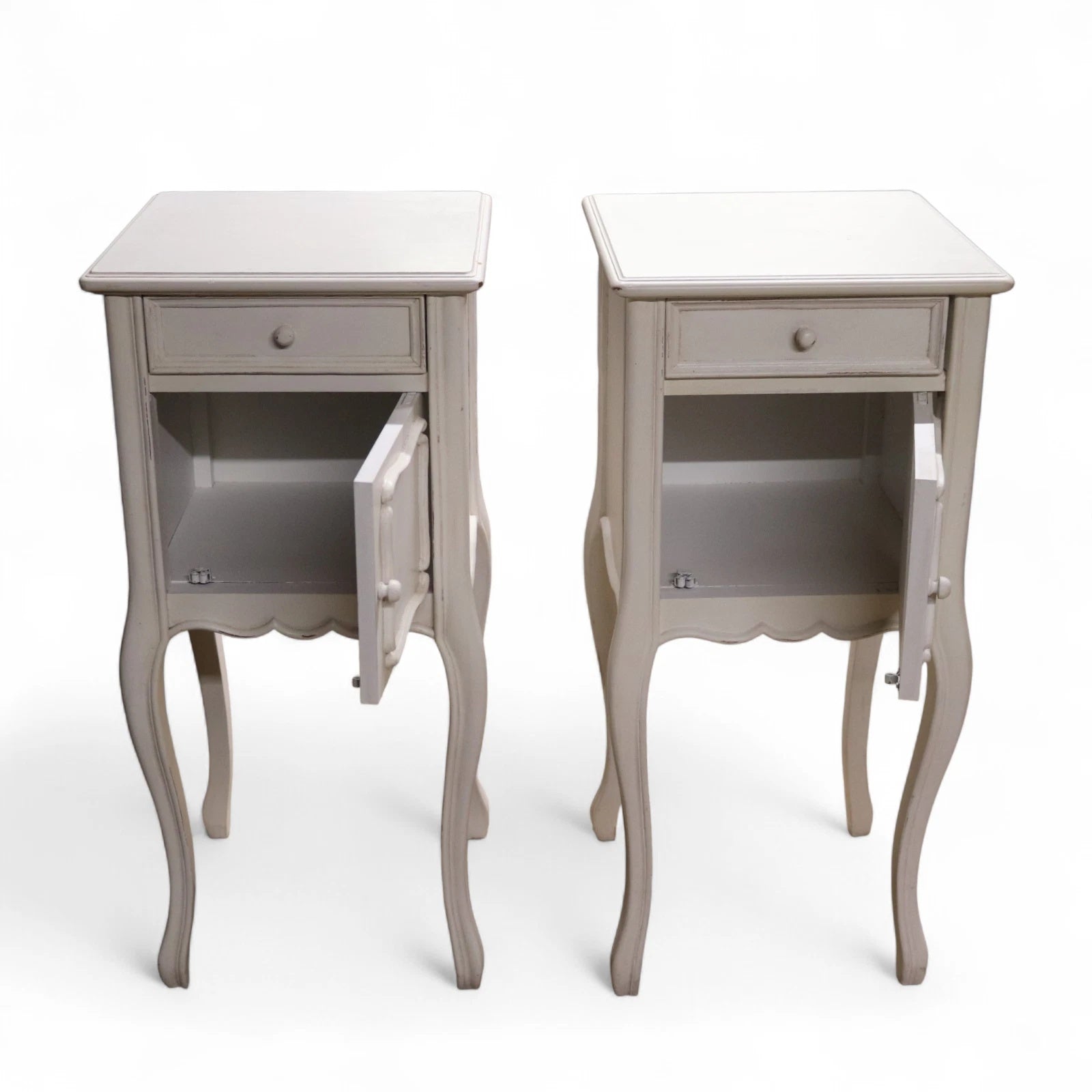 Pair Of Vintage White Painted French Provincial Country Style Bedside Cabinets