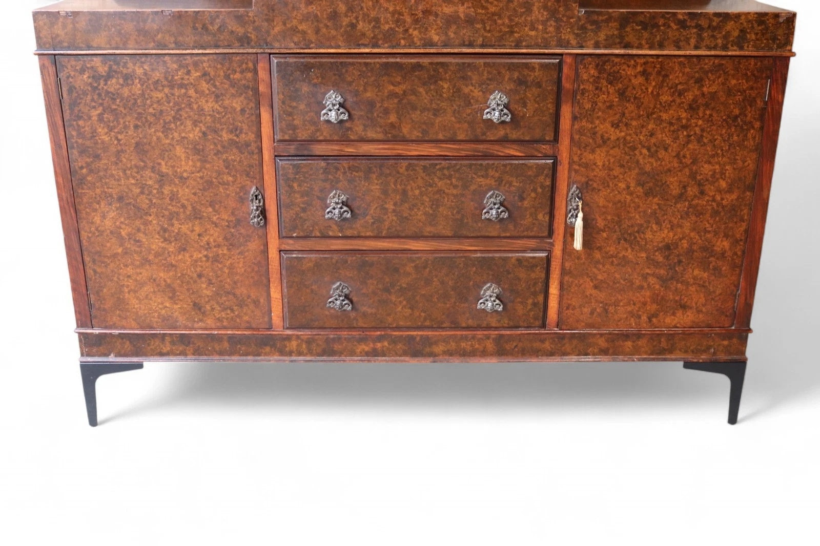 Art Deco Burr Walnut Sideboard Scalloped Gallery Buffet Credenza 1930s