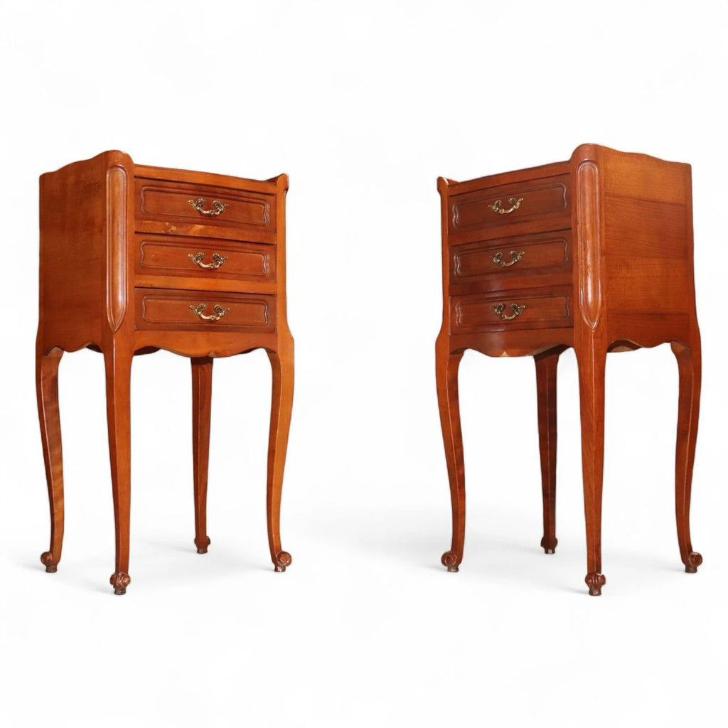 Pair Of Vintage French Walnut Louis XV Style Bedside Chests / Nightstands
