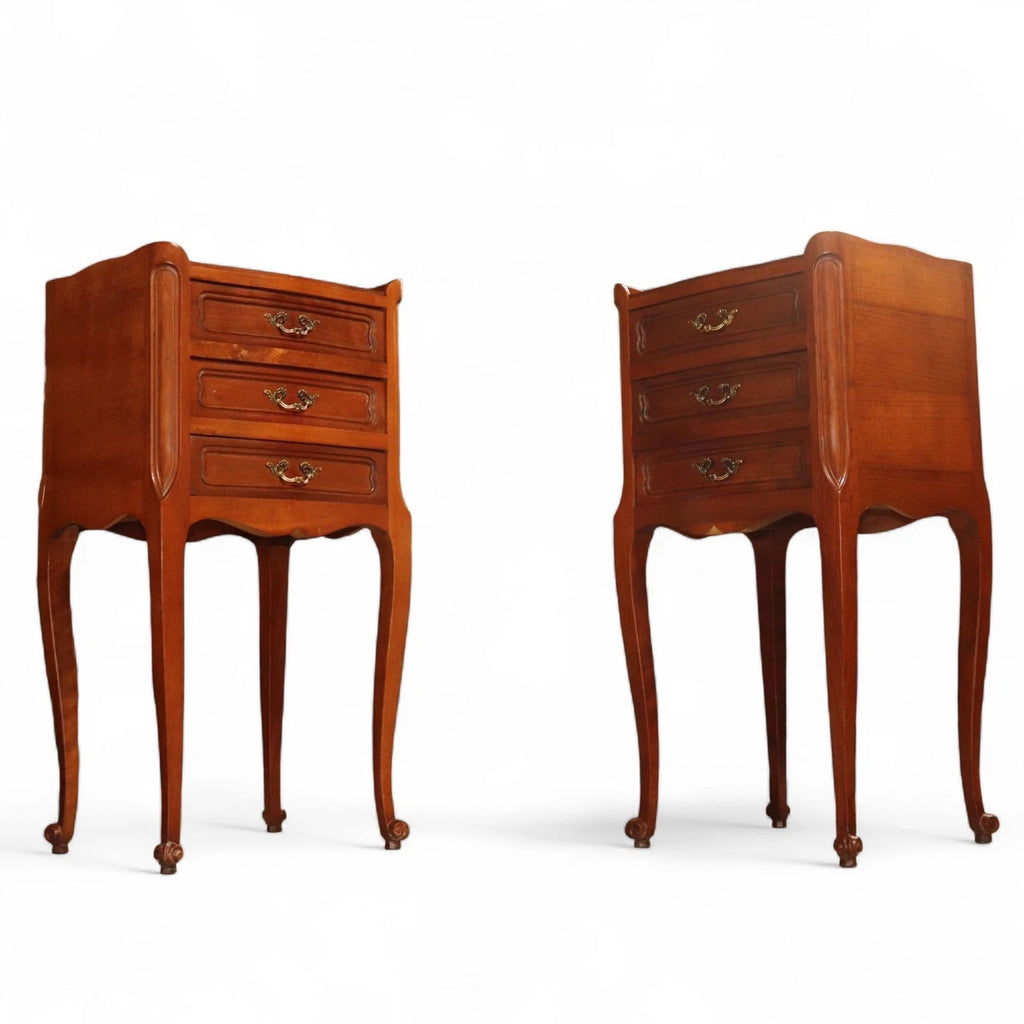 Pair Of Vintage French Walnut Louis XV Style Bedside Chests / Nightstands