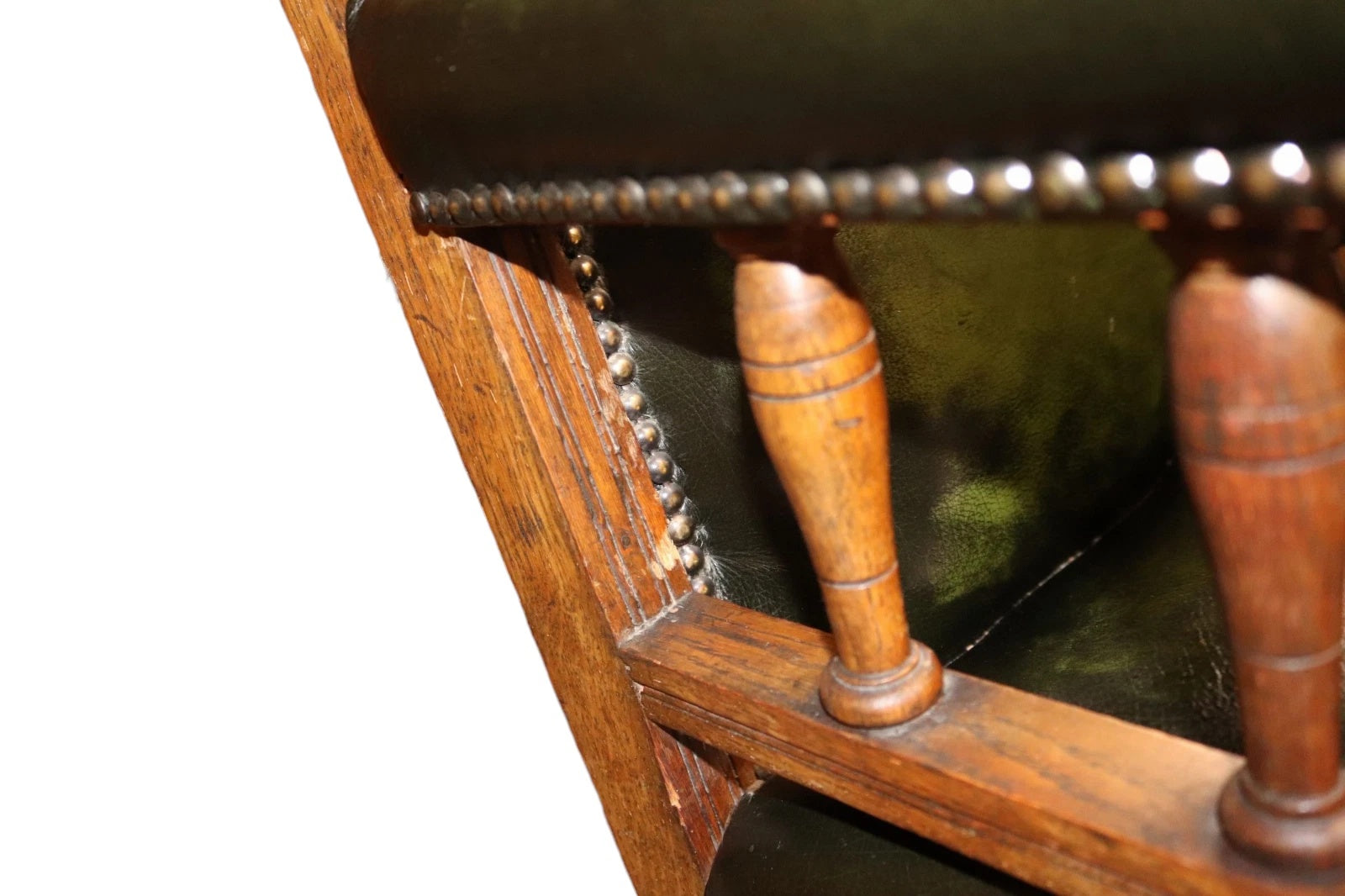 Antique Green Leather Buttoned Library Chair / Edwardian Oak Armchair